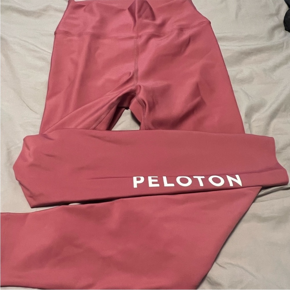 Euc Peloton Solid Flex Legging - Large - image 2